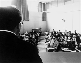 conférence universitaire, 1963