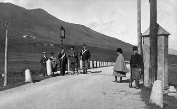Le col du Tonale, l'ancienne frontière, 1900-1910