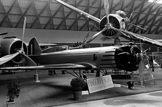 monoplace de tourisme rapide au salon aéronautique de milan, 1935