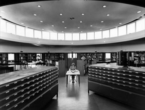 bibliothèque, 1960