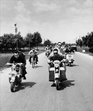 club de motards en voyage, 1952