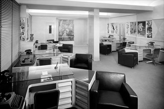 bureaux, intérieur des bureaux de la cit à milan, 1952