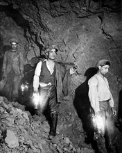 mine de minerai de fer et de métal à montevecchio, 1965