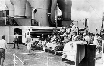 paquebot transatlantique conteverde, jeux à bord, 1930