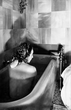 marine, paquebot victoria, touriste dans le bain d'un paquebot de luxe, 1930