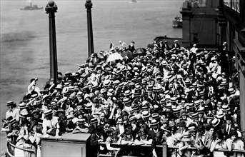 départ du conte verde de new york, 1930