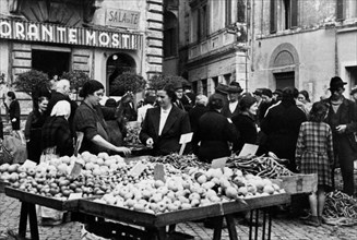 un marché à tivoli, 1930
