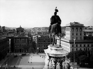 rome, piazza venezia et corso umberto du victorien, 1930