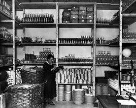 milan, entrepôt de fournitures du nouveau restaurant de la gare centrale, 1920 1930