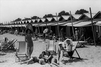 italie, lido de venise, sur la plage du lido de venise, 1920 1930