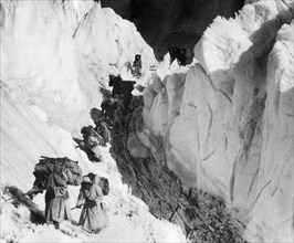 tibet, rimu, parmi les flèches du glacier, 1940 1950