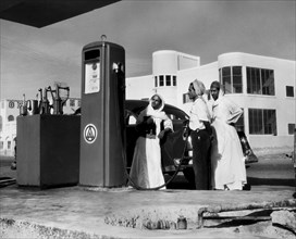 arabie saoudite, station-service à jeddah, 1952