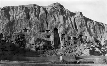 asie, afghanistan, les grottes bouddhistes de bamiyan, années 1920