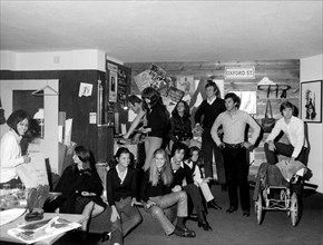 italie, trentino, cortina d'ampezzo, jeunes au "Kings", 1969