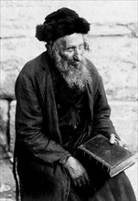 israele, gerusalemme, ritratto di un rabbino, 1900 1910