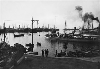europe, italie, toscane, livourne, vue du port, 1900 1910