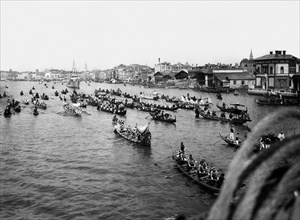 italie, venise, parade historique de bateaux, venise, 1920 1930