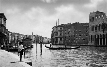 italia, venezia, il fondaco dei turchi, 1930