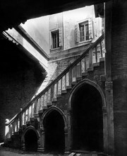 italie, venise, l'escalier de la maison de carlo goldoni, 1920 1930