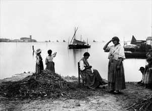 italie, venise, habitants de chioggia, 1900 1910
