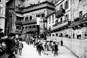 europe, italie, toscane, sienne, la parade du carroccio pendant le palio, 1910 1920