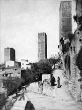 europe, italie, toscane, san gimignano, vue de la via degli innocenti, 1900 1910