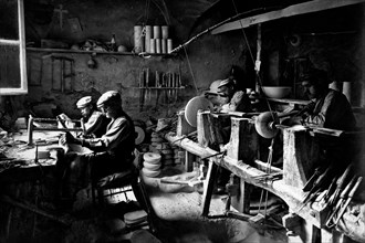 europa, italia, toscana, volterra, laboratorio di alabastri, 1920 1930