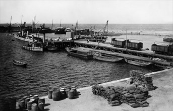 africa, libia, bengasi, veduta del porto, 1910 1920