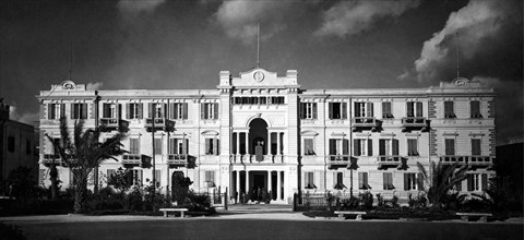 afrique, libye, bengali, façade du bâtiment du gouvernement, 1920 1930
