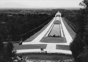 italie, campanie, caserta, palais royal de caserta, vue du parc, 1920 1930