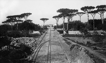 italia, campania, ferrovia circumvesuviana, rettilineo a bellavista, tratto napoli pompei, 1900 1910