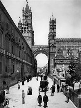 italia, sicilia, palermo, la via matteo bonello con parte della cattedrale, 1910 1920