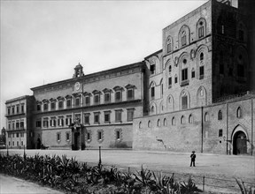italia, sicilia, palermo, facciata del palazzo reale, 1920