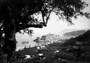 italie, sicile, îles éoliennes, île de lipari, panorama, 1930 1940