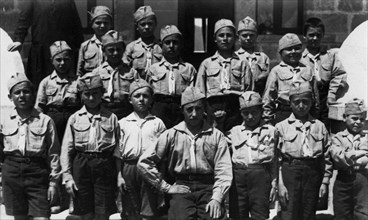 italia, basilicata, lagopesole, gruppo di alunni della scuola agraria, 1920 1930