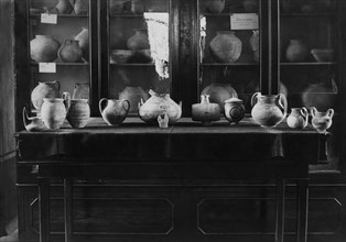 italia, basilicata, potenza, museo archeologico, sala delle terracotte, 1920