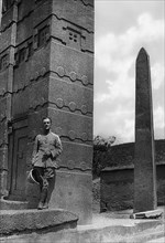 africa, etiopia, axum, presso la stele, 1940