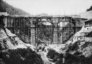 europe, italie, calabre, construction du viaduc de filesi, route provinciale monteleone - metrano, années 1920