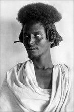 afrique, ethiopie, homme ethiopien amer de la tribu begia, 1910 1920