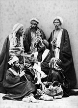 afrique, égypte, le caire, groupe de musiciens et danseuse, 1878