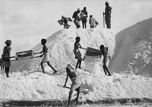 africa, somalia, hafun, lavoro nelle saline, 1930 1940