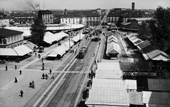 europa, italia, torino, piazza emanuele filiberto, porta palazzo e corso ponte mosca, 1920 1930