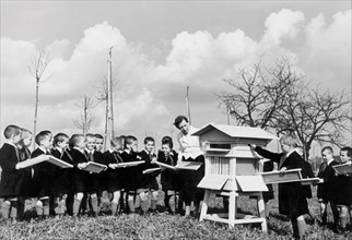 europa, italie, turin, colonie permanente 3 janvier, étude des ruches, 1930