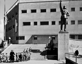 europa, italia, torino, colonia permanente 3 janvier, la façade du bâtiment du dortoir, 1930