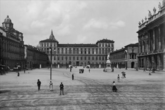 europa, italia, torino, il palazzo reale e piazza castello, 1910