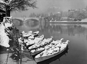 europe, italie, piedmont, turin sous la neige, 1950