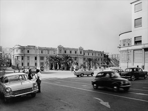 europa, italia, calabria, catanzaro, il palazzo di giustizia in piazza matteotti, 1962