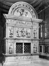 europa, italia, abruzzo, l'aquila, chiesa di san bernardino, mausoleo di san bernardino, 1910 1920