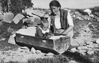 mère et fils, teramo, abruzzes, italie 1930-40