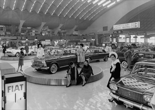 europa, italia, piemonte, torino, salone dell'automobile, stand della fiat, 1963